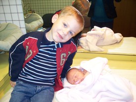 Tue 07 Apr 2009 09:17:00 AM

Andrew with Gracie at a Dr. appointment.