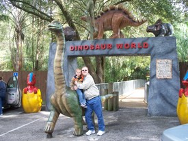 Sat 28 Nov 2009 01:55:07 PM

Dinosaur World!  Andrew loved this place.
