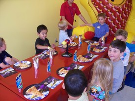 Sat 24 Apr 2010 01:08:54 PM

This was Andrews first birthday party that was not family-centered, but instead consisted of friends from school.