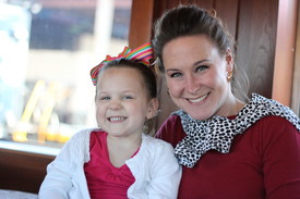 Sat 06 Apr 2013 11:46:51 AM

A ride on the President's car.