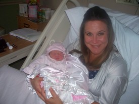 Wed 25 Mar 2009 04:11:22 PM

The afternoon after delivery, in room 230 of Orange Park Medical Center.